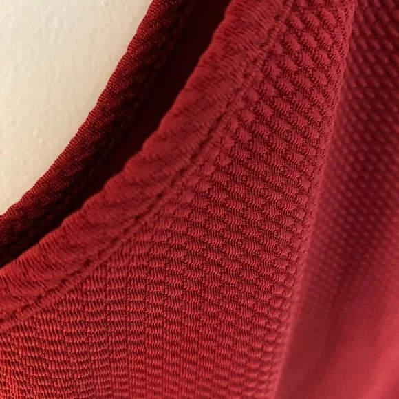 Tank top - Picture 2 of 2